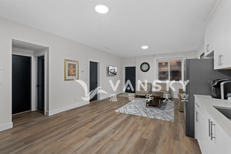 240618114412_Basement Living Room - 14273 Vine Ave in White Rock.jpg